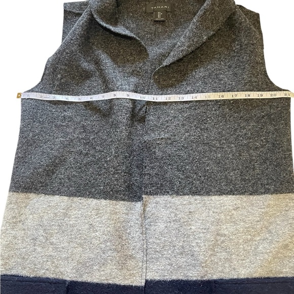 Tahari Long Gray Sleeveless Vest Wool Blend Pockets Size Large - Picture 3 of 10